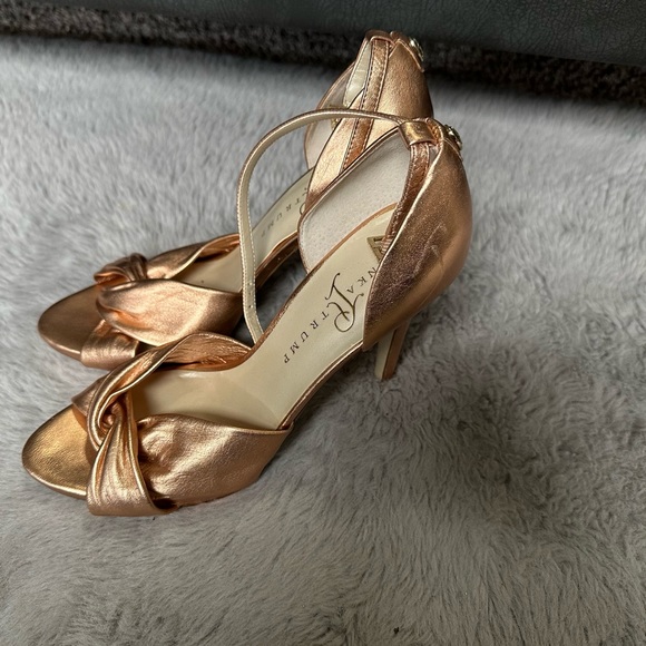 Ivanka Trump Basha shoes high heels open toes size 7.5M - Picture 8 of 9